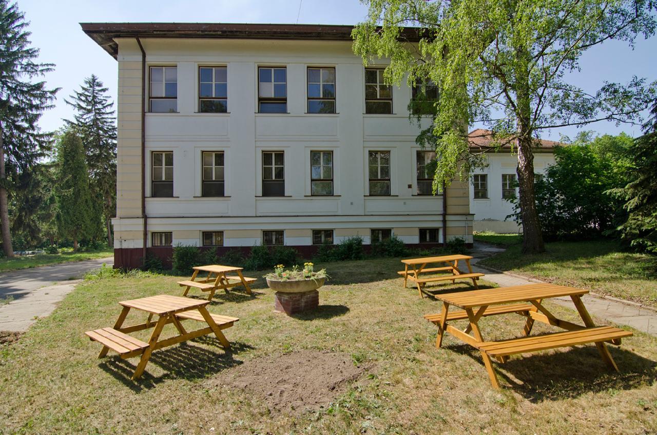 Hostel Valtice Exteriör bild